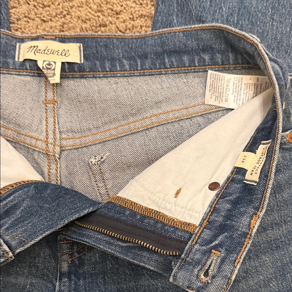 Madewell Perfect Vintage  Jeans - Picture 3 of 4